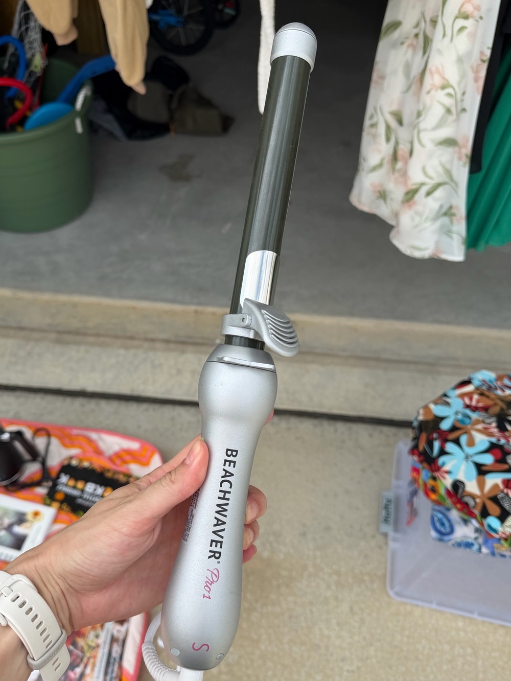 Beachwaver Pro1 Curling Wand - Silver/Gray